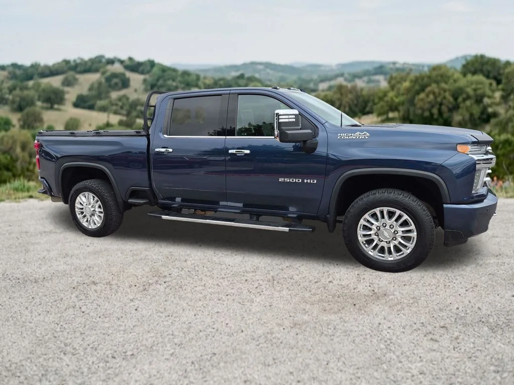 Used 2020 Blue Chevrolet High Country image 13