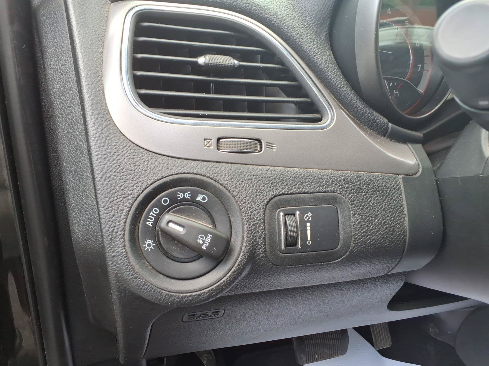 Used 2019 Pitch Black Clearcoat Dodge Crossroad image 21