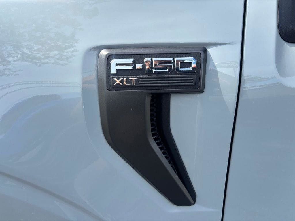 Certified Used 2023 Avalanche Ford XLT image 21