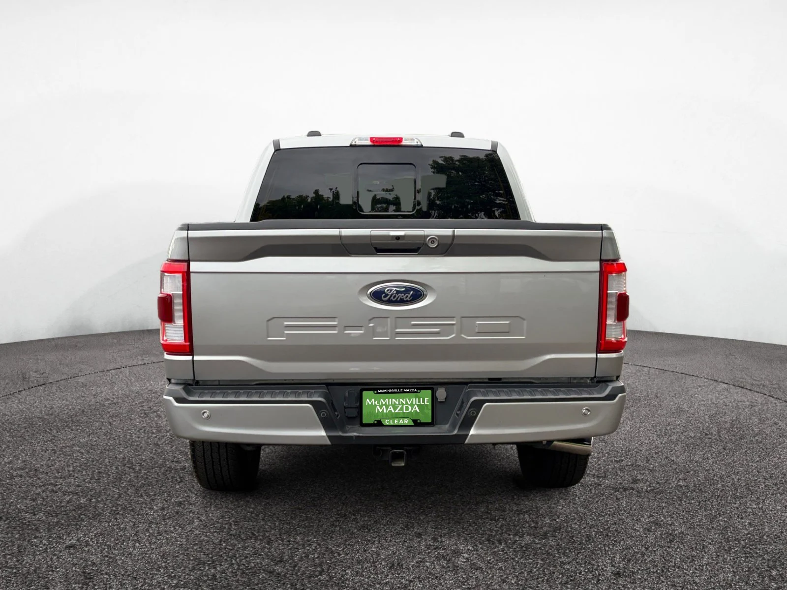 Used 2023 Silver Ford Lariat image 4