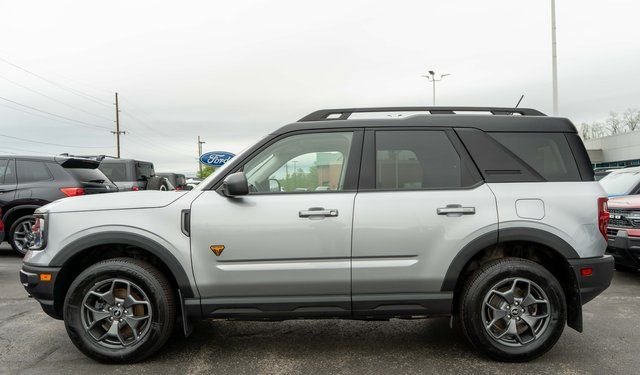 Used 2021 Silver Metallic Ford Badlands image 9