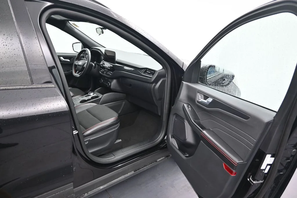 Used 2025 Black Ford ST-Line image 16