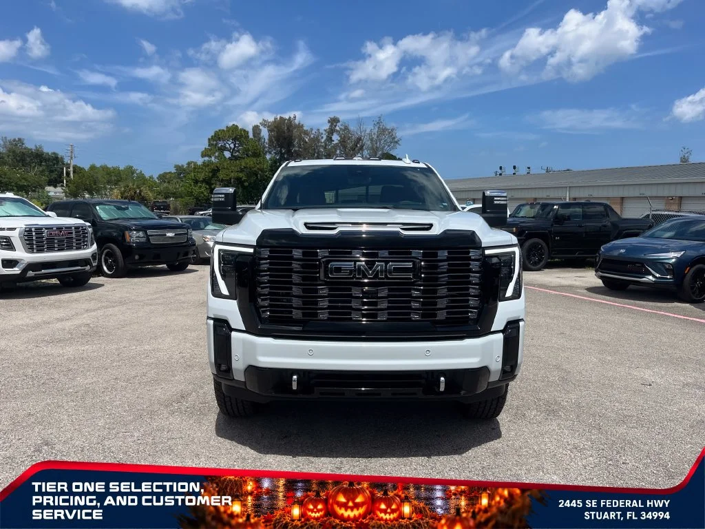 New 2026 Glacier White Tricoat GMC Denali Ultimate image 3