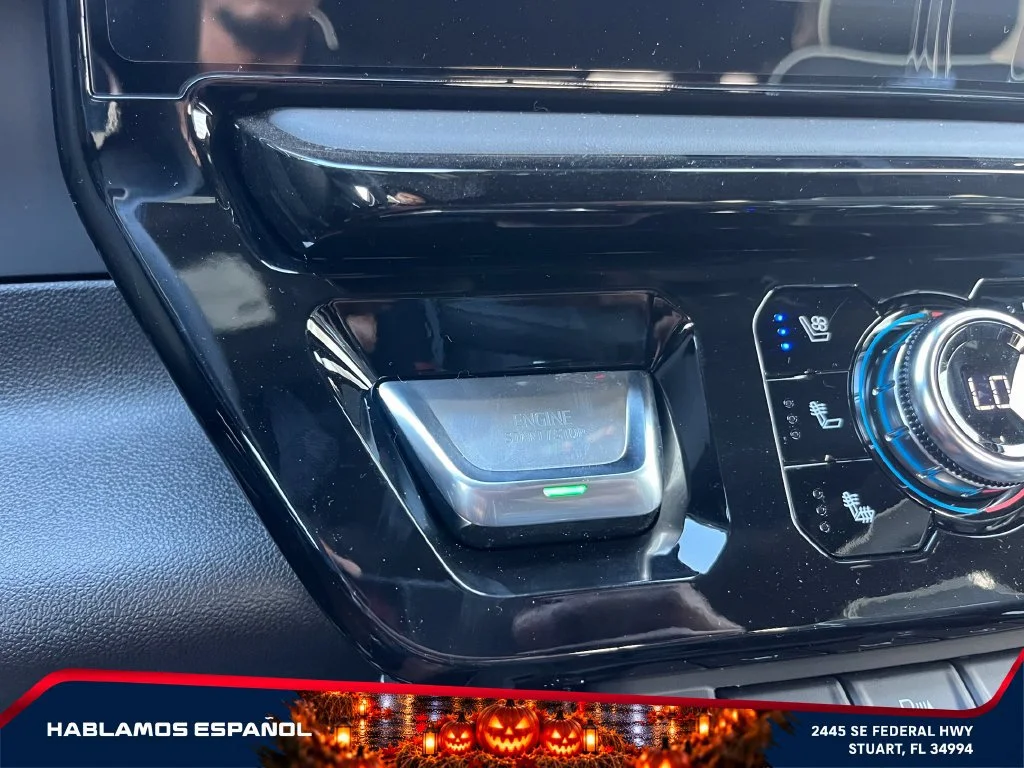 New 2026 Sterling Metallic GMC AT4X image 28