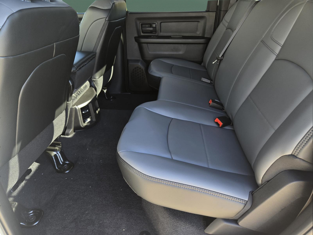 2026 RAM 2500 Tradesman - Photo 13