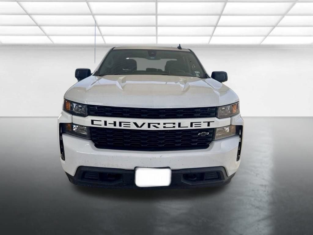 Used 2021 SUMMIT WHITE Chevrolet Custom image 5
