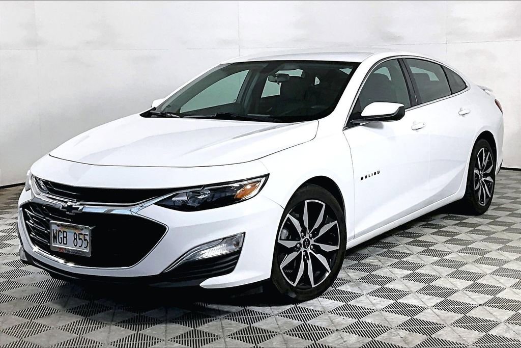 2021 Chevrolet Malibu RS's photo