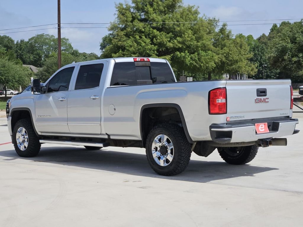 Used 2018 Silver GMC Denali image 5