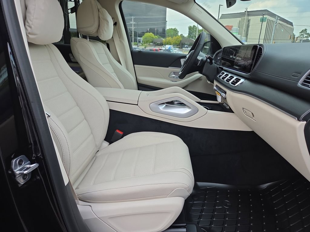 2026 Mercedes-Benz GLS Base - Photo 16