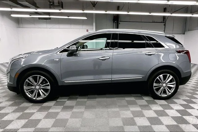 Used 2022 Satin Steel Metallic Cadillac Premium Luxury image 14