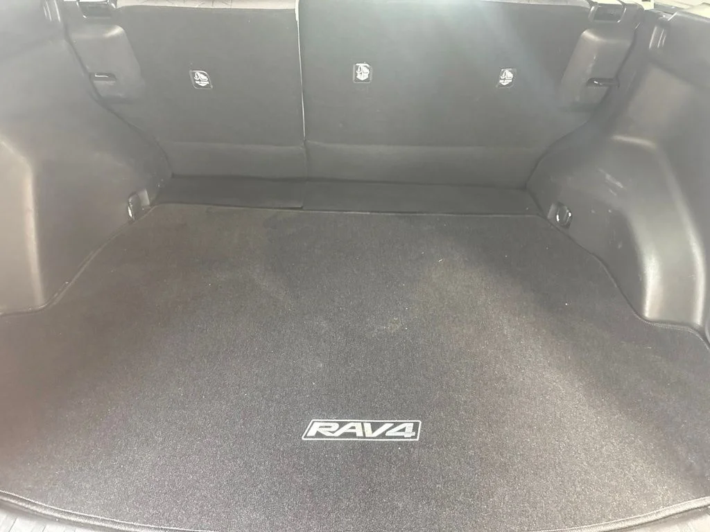 Used 2023 White Toyota XLE image 9