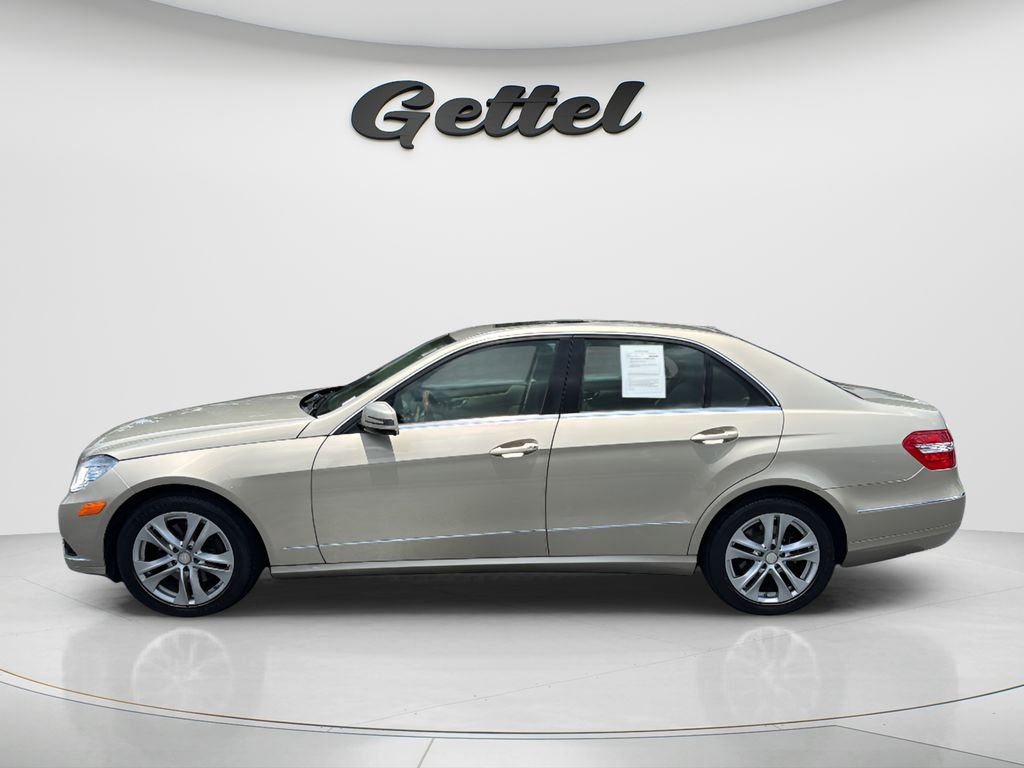 Used 2010  Mercedes-Benz E 350 image 8