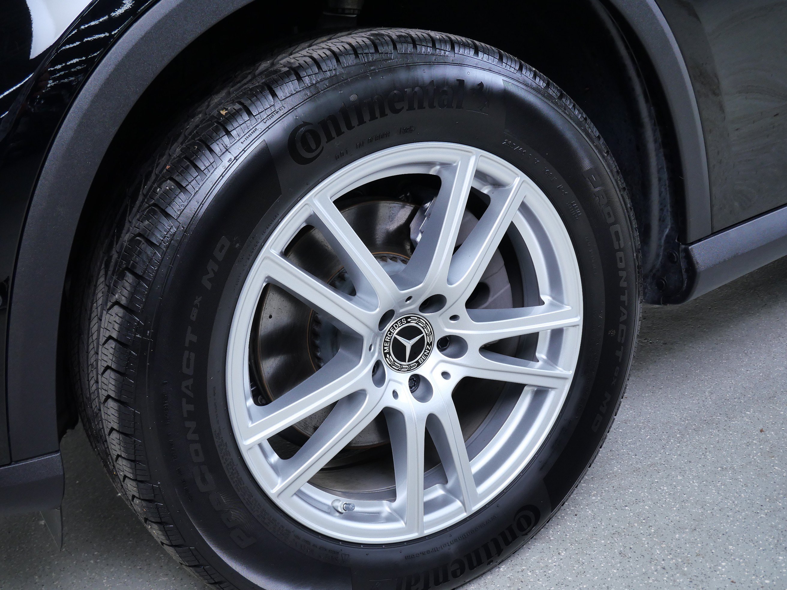 Certified Used 2026 Black Mercedes-Benz GLC 300 image 13