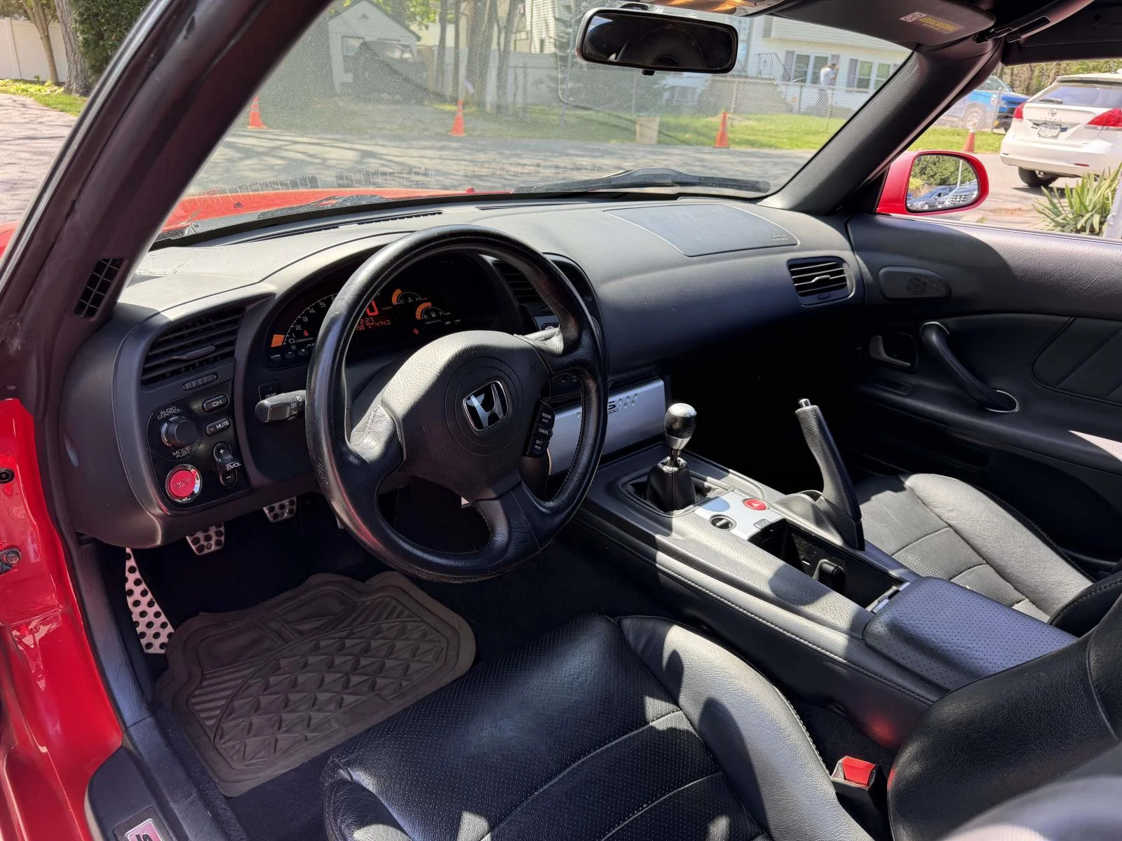 Used 2005 Red Honda Base image 16
