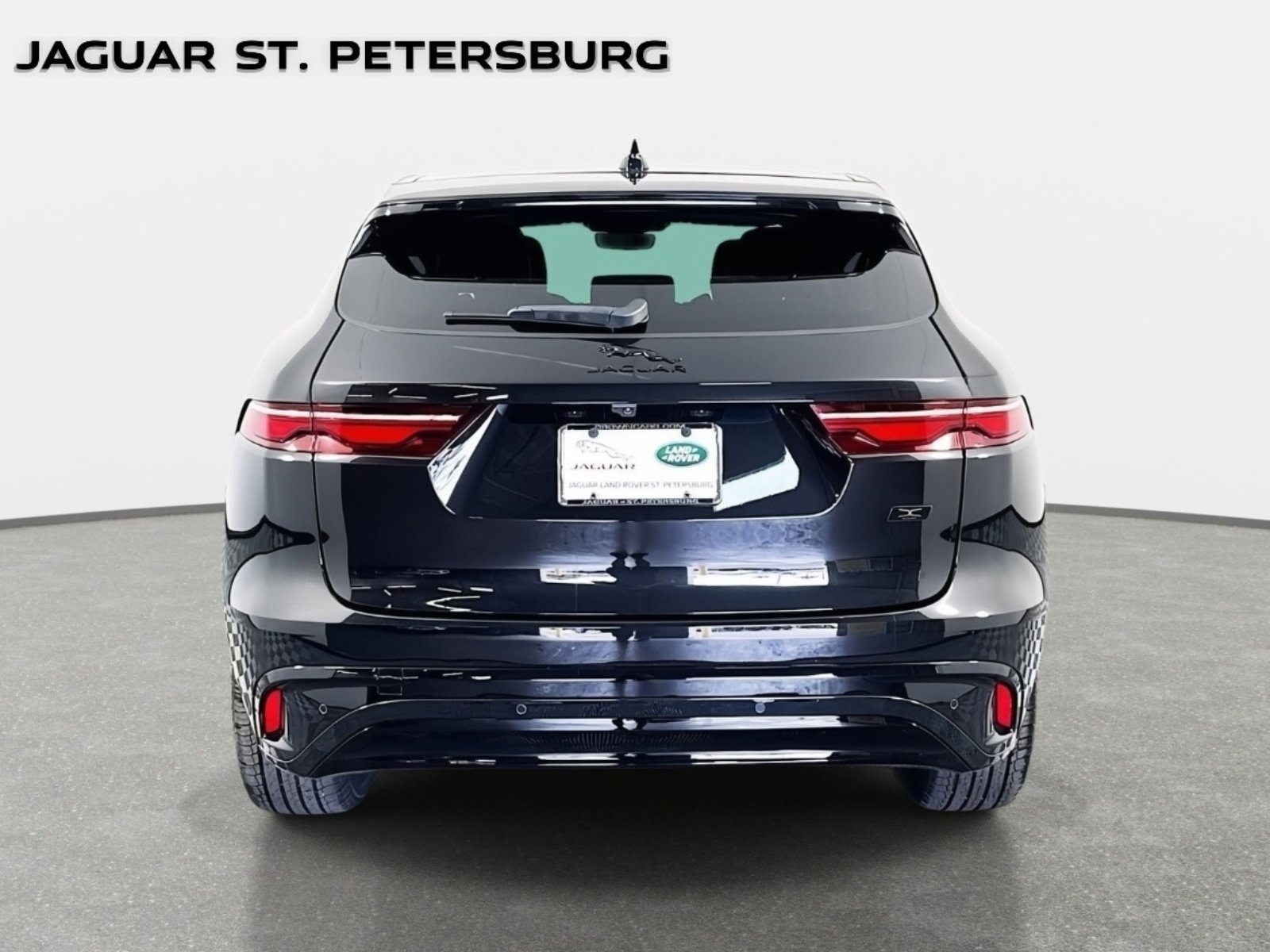 Used 2026 Santorini Black Jaguar P250 R-Dynamic S image 6