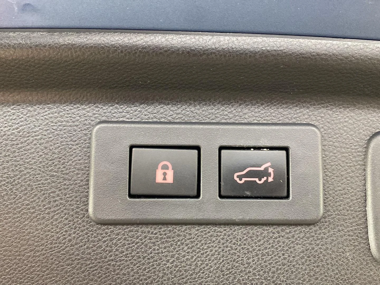 Used 2020 Horizon Blue Pearl Subaru Touring image 33
