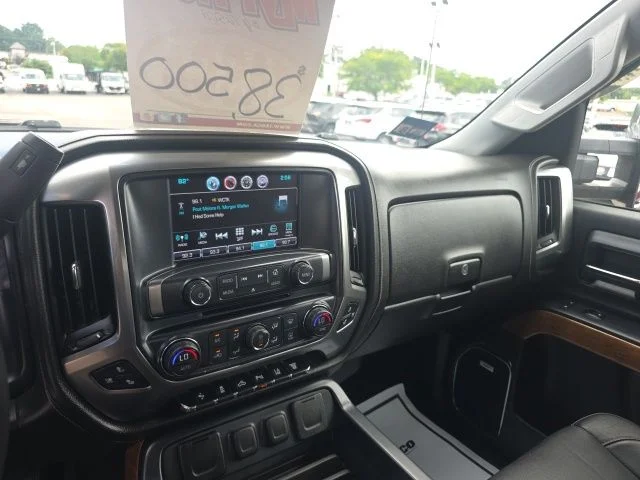 Used 2016 Red Chevrolet LTZ image 21