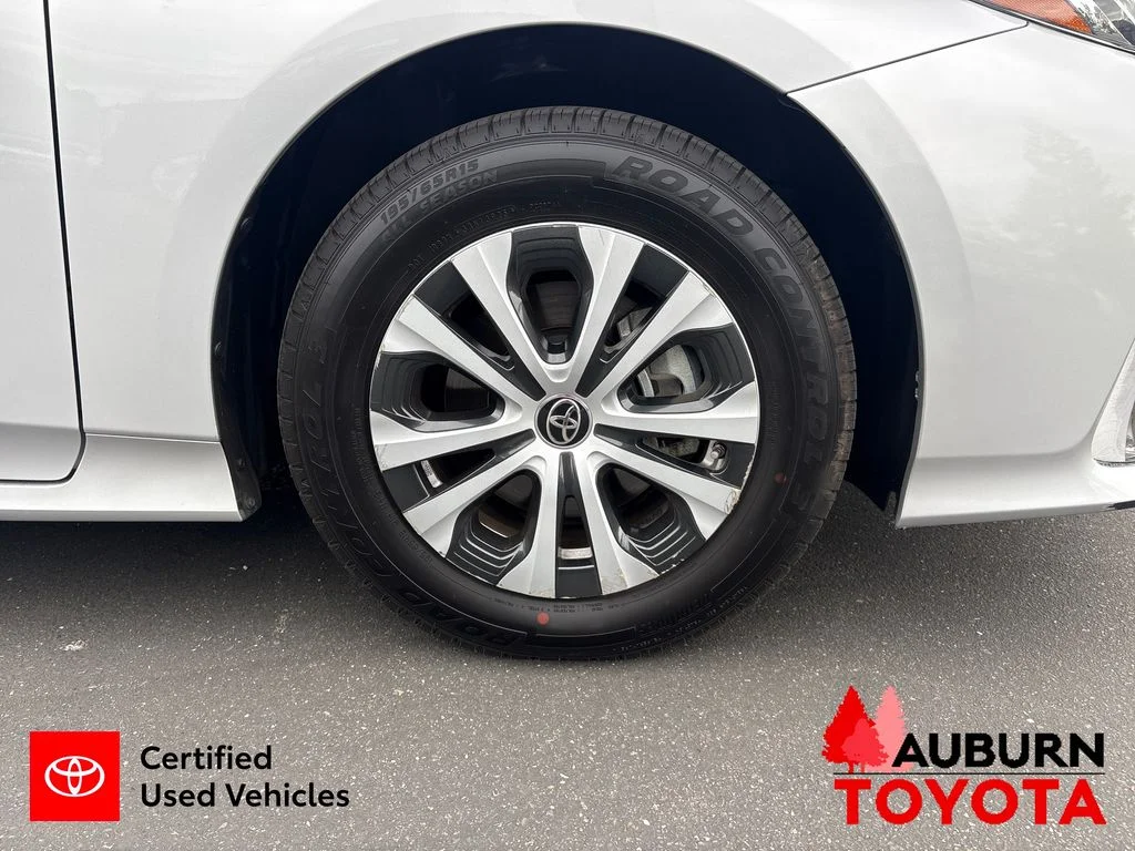 Certified Used 2020 Classic Silver Metallic Toyota LE image 12