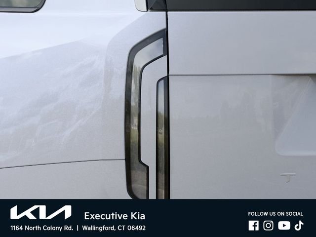 New 2027 Glacial White Pearl Kia S image 11