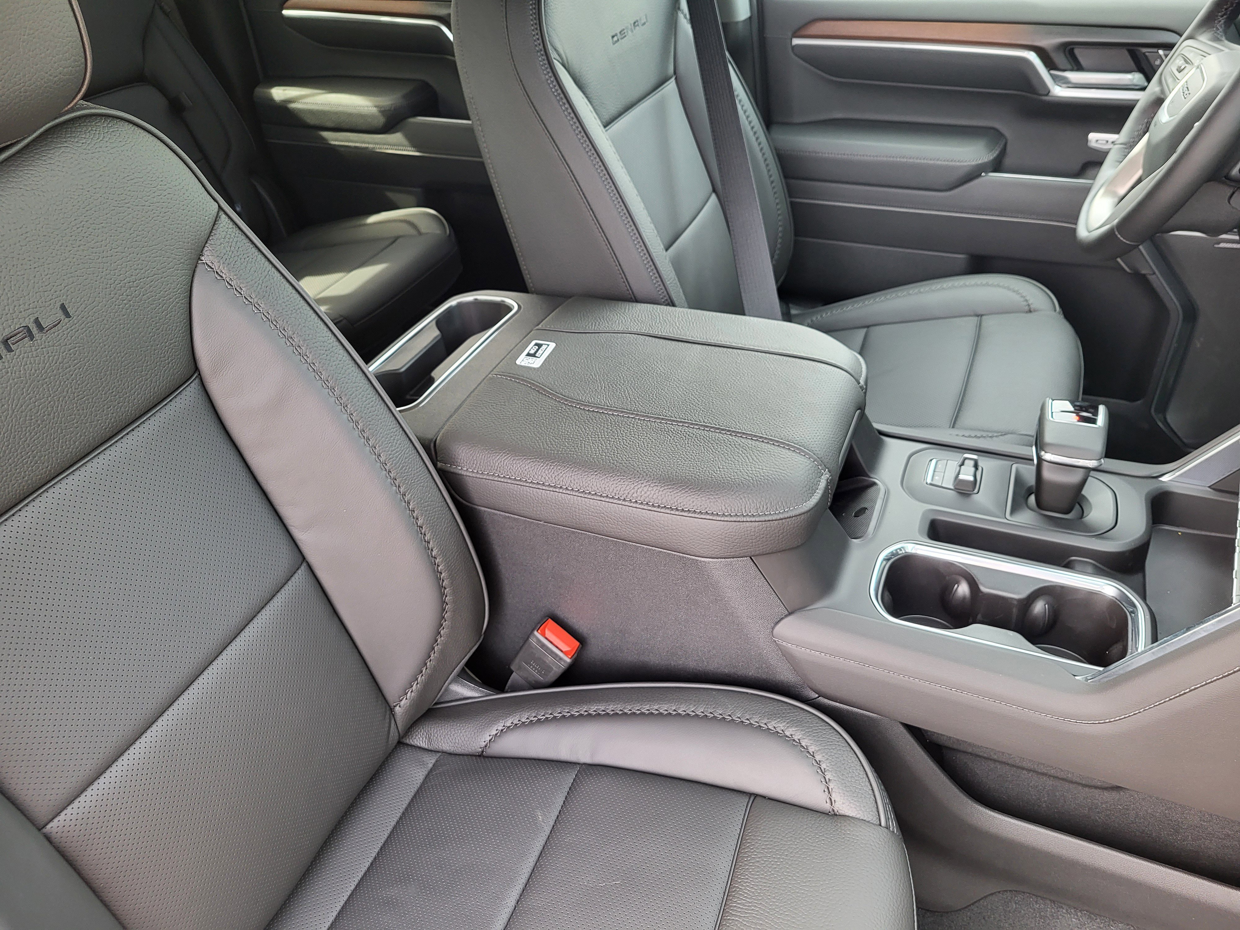 2026 GMC Sierra 1500 Denali - Photo 13
