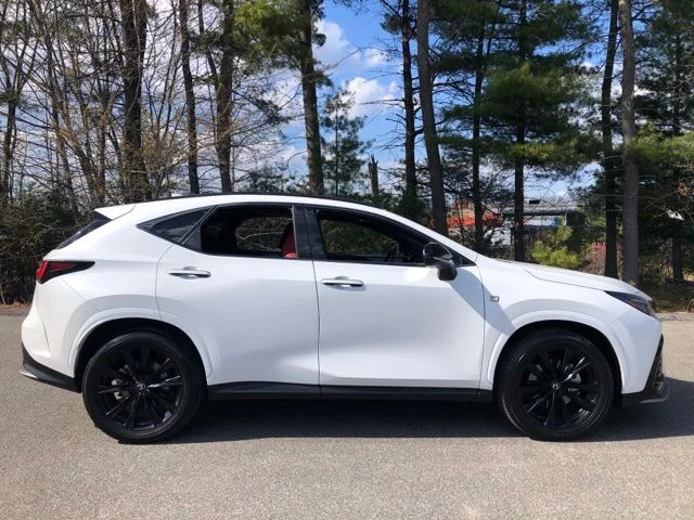 Used 2024 Ultra White Lexus 350 F SPORT Handling image 3