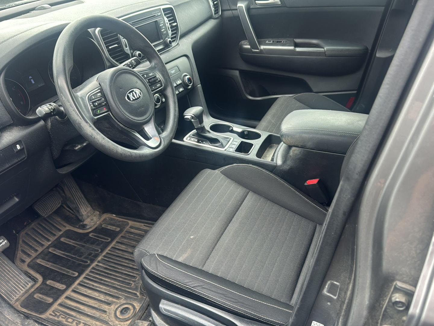 Used 2018 Mineral Silver Kia LX image 7