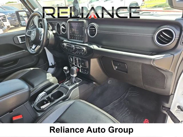 Used 2020 White Jeep Overland image 17