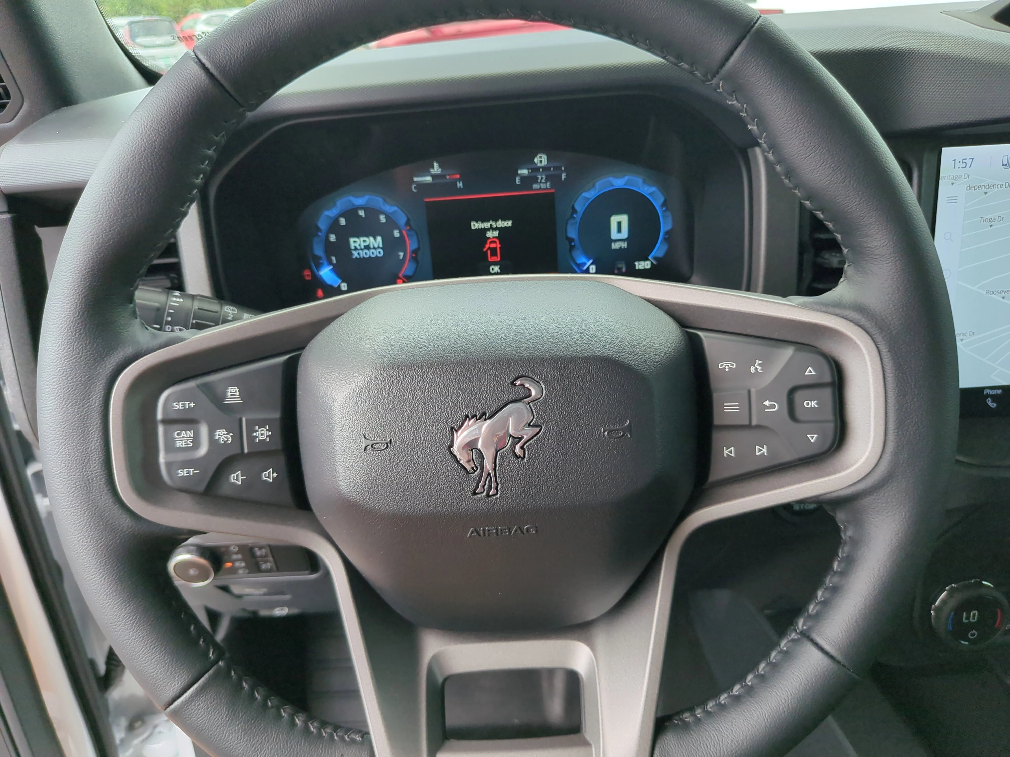 New 2026 Oxford White Ford Badlands® image 28