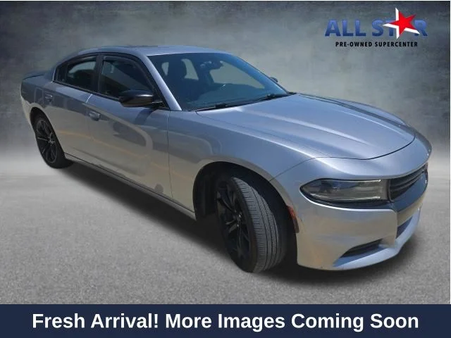 2018 Dodge Charger SXT's photo