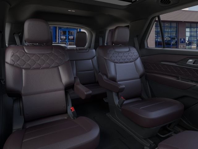 New 2026 Star White Metallic Tri-Coat Ford Platinum™ image 11