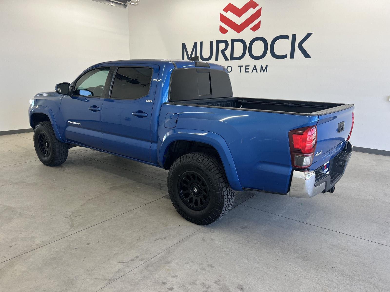 Used 2018 Blazing Blue Pearl Toyota SR5 V6 image 2