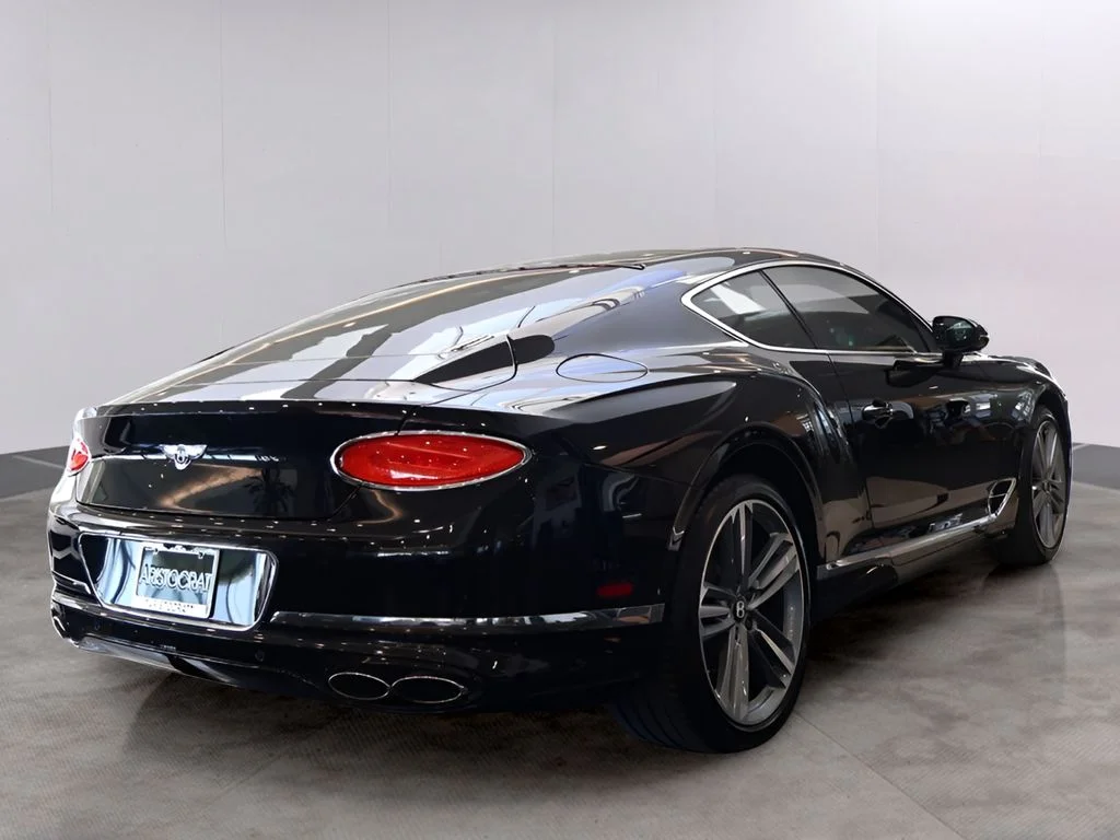 Used 2024 Onyx Metallic Bentley V8 image 7