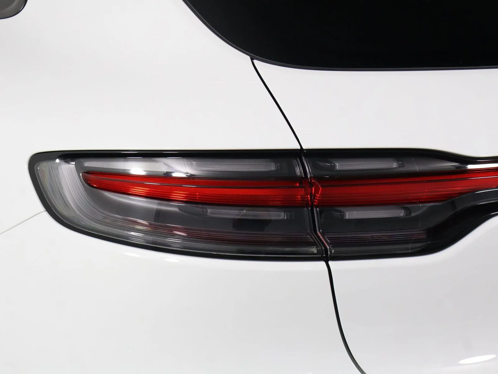 Certified Used 2026 White Porsche  image 21