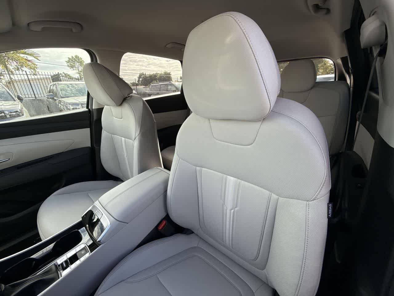 New 2026 Shimmering Silver Hyundai SEL FWD image 43