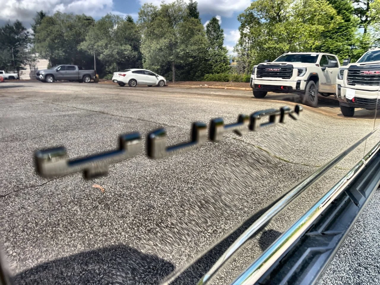New 2026 Titanium Rush Metallic GMC Elevation image 27