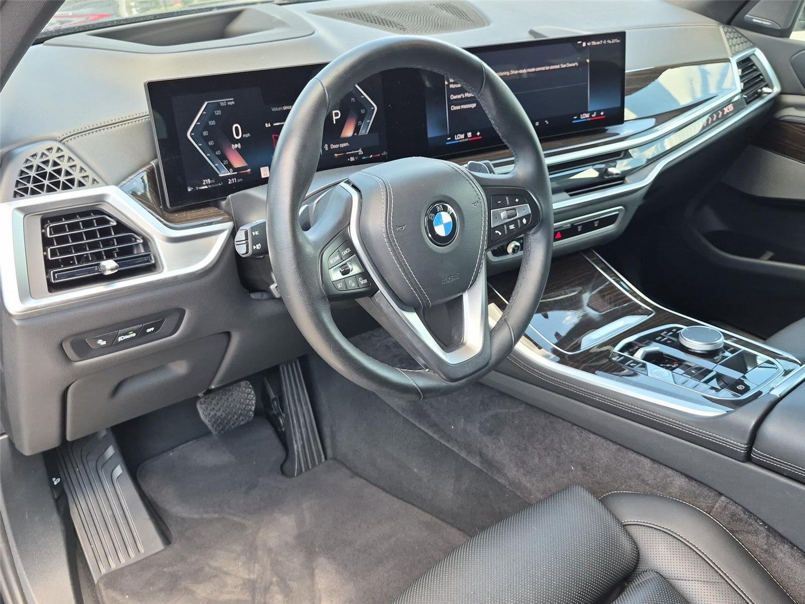 Used 2024 Black Sapphire Metallic BMW xDrive40i image 19