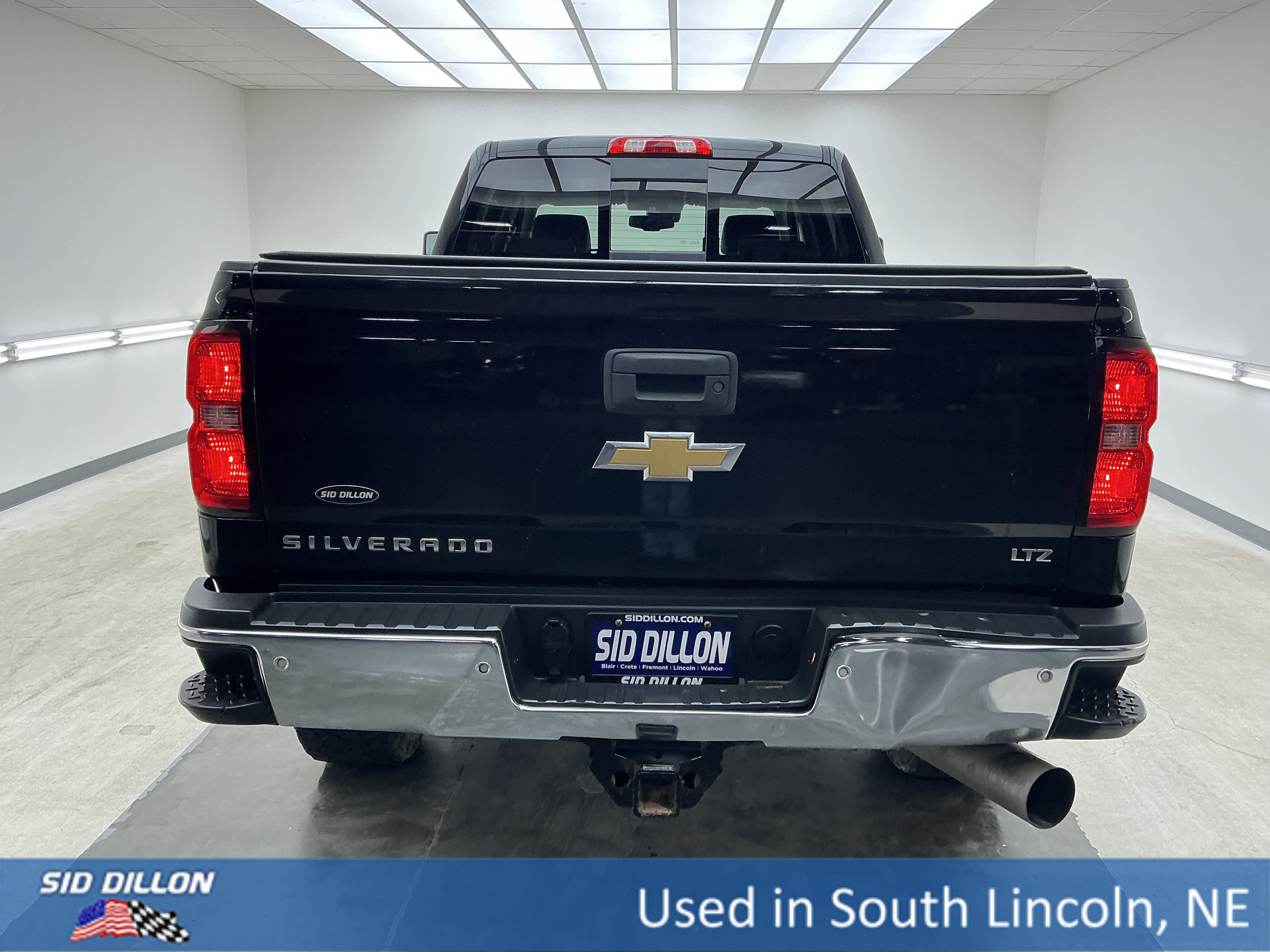 Used 2019 BLACK Chevrolet LTZ image 5