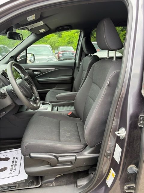 Used 2021  Honda Sport image 10