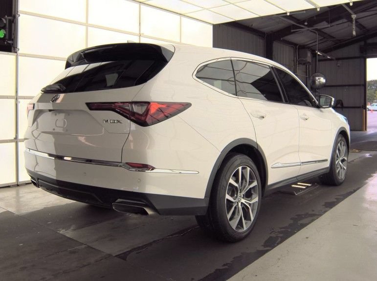 Used 2024 Acura MDX Technology Package with VIN 5J8YD9H40RL006574 for sale in Kansas City