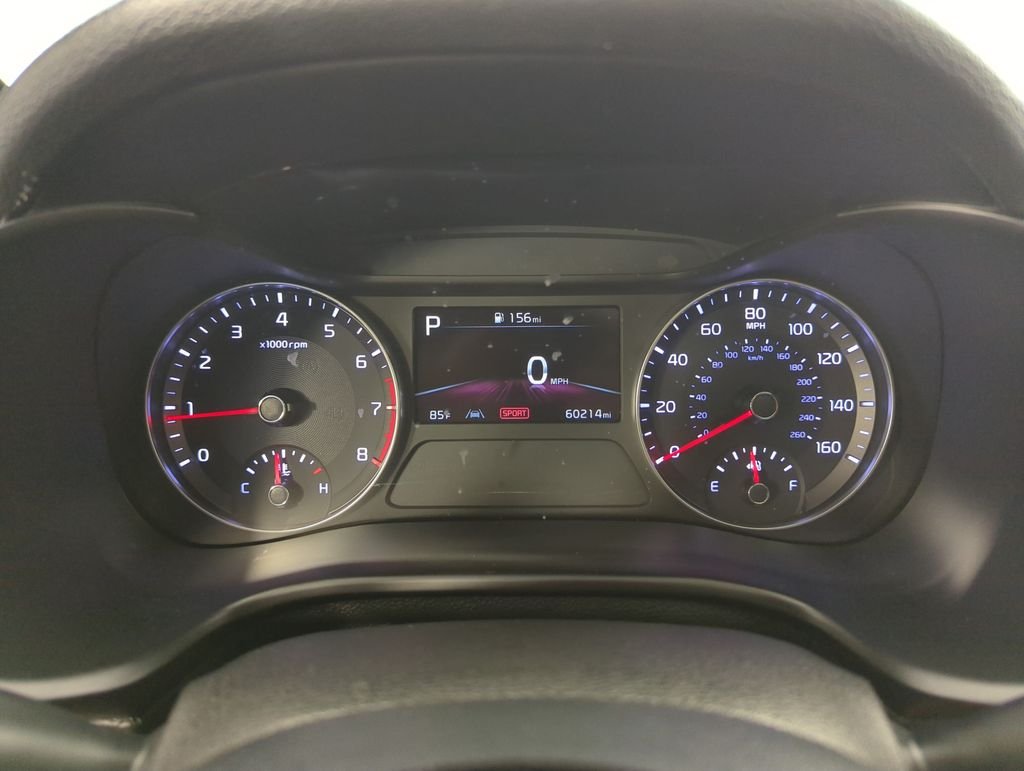 Used 2023 White Kia GT-Line image 39
