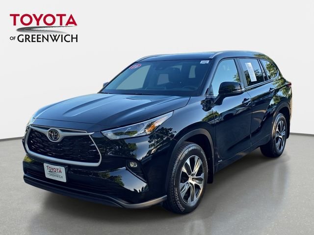 Used 2026 Black Toyota XLE image 7