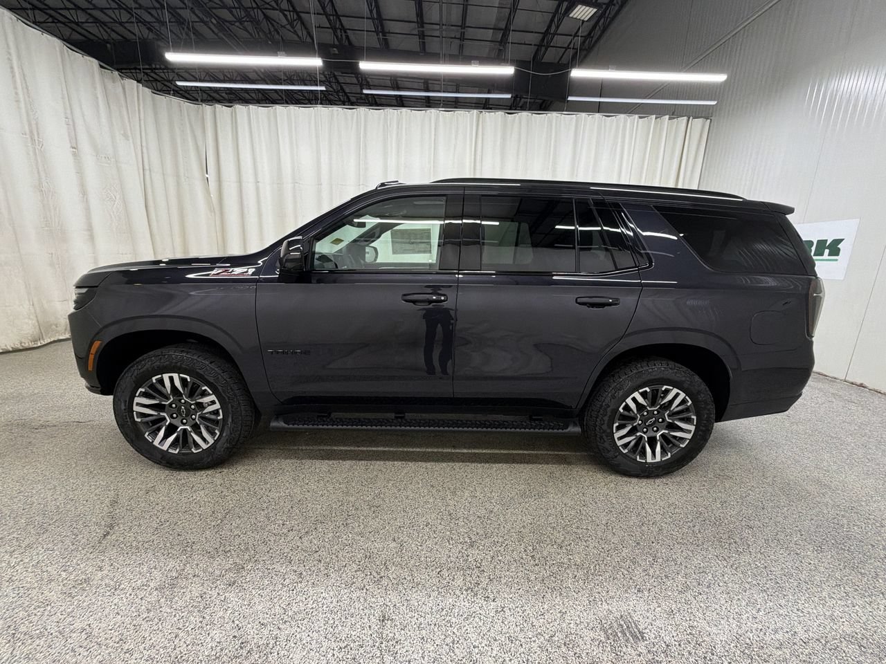 2026 Chevrolet Tahoe Z71 - Photo 6