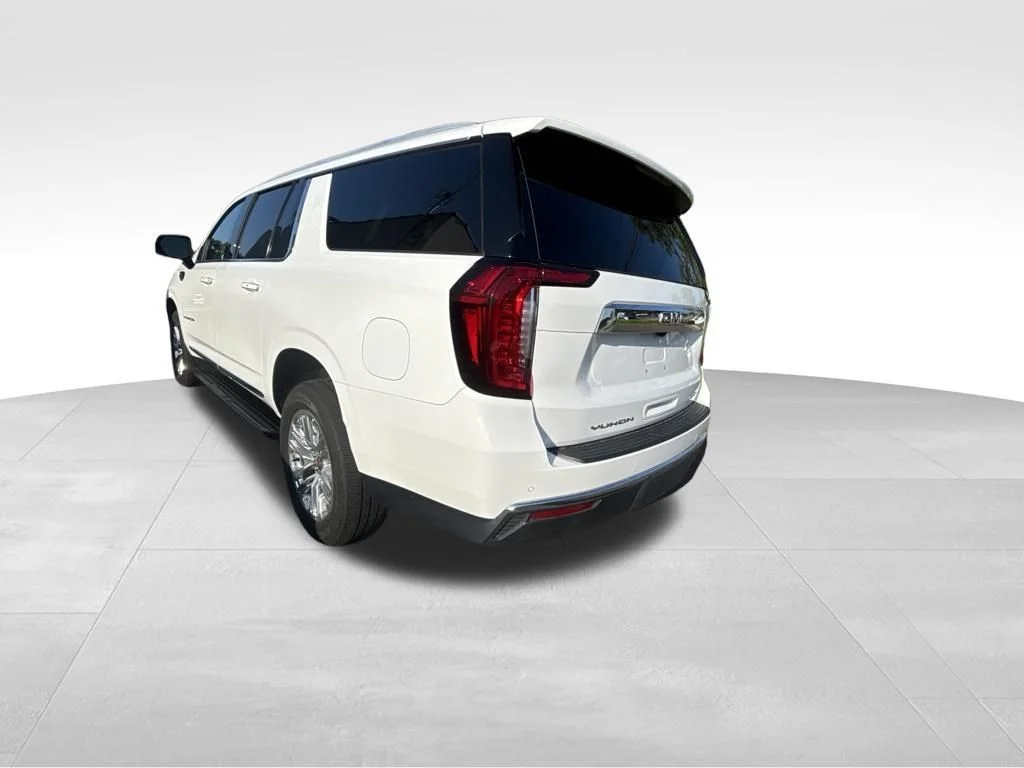 Used 2021 White GMC SLT image 4