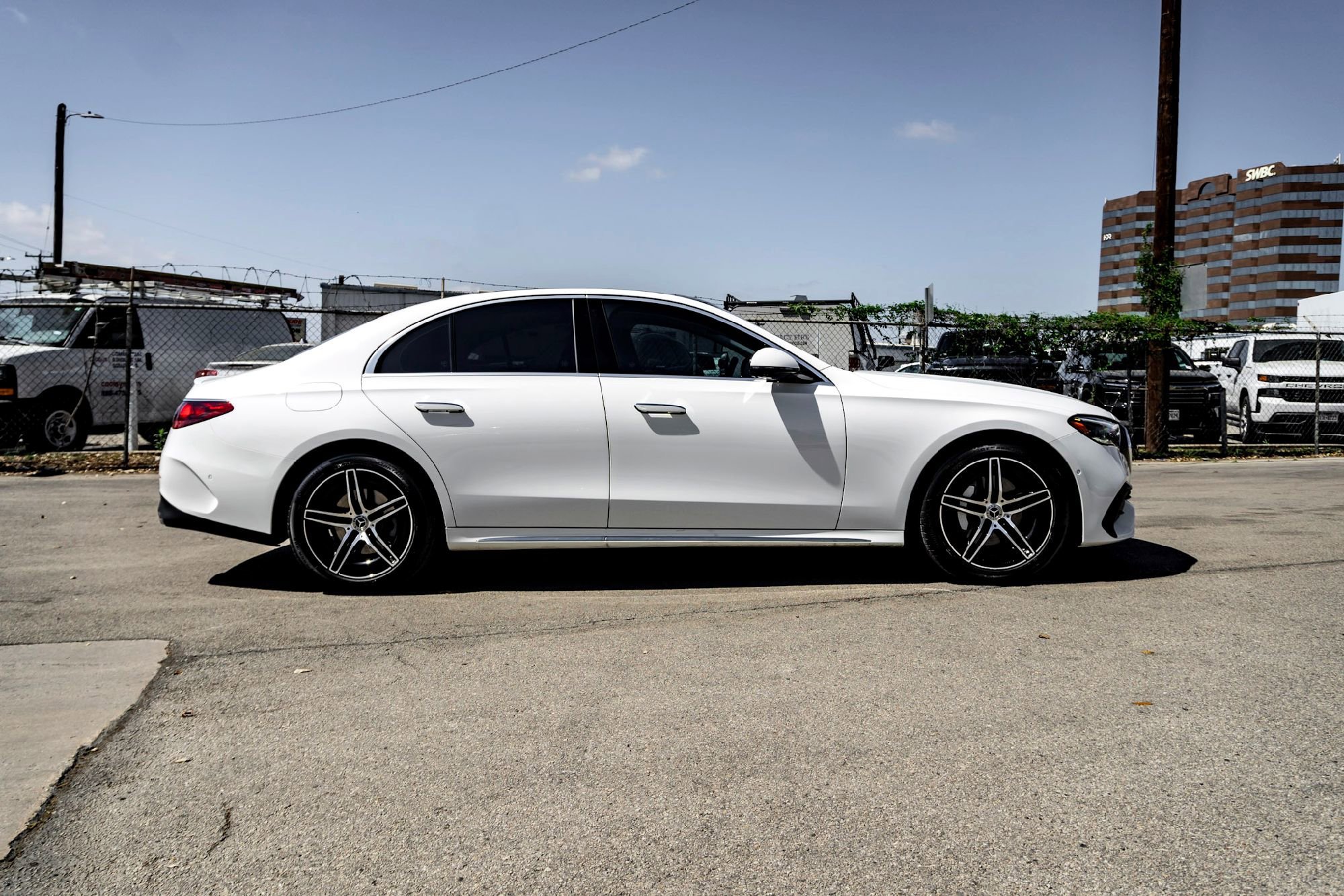 Certified Used 2025 Polar White Mercedes-Benz E 350 image 4