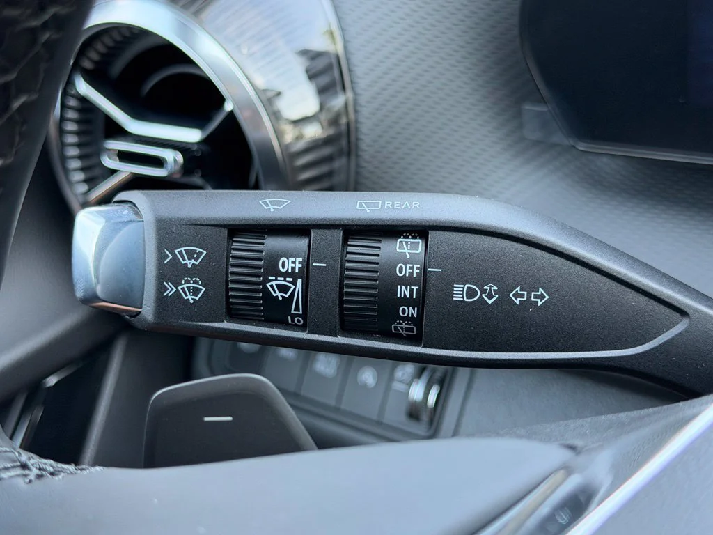 2027 Chevrolet Equinox LT - Photo 31