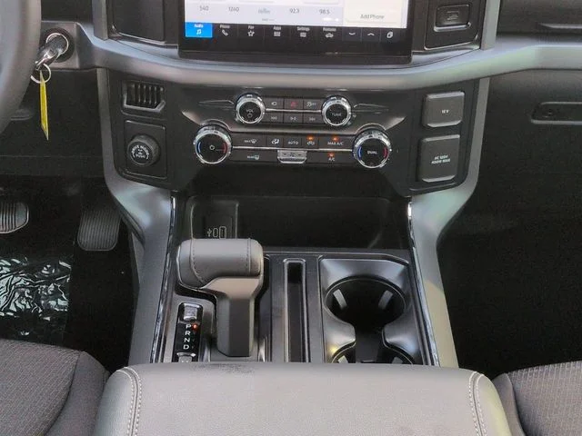 New 2026 Oxford White Ford XLT image 19