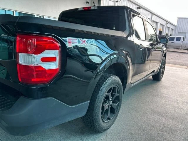 Used 2024 Shadow Black Ford XLT image 8