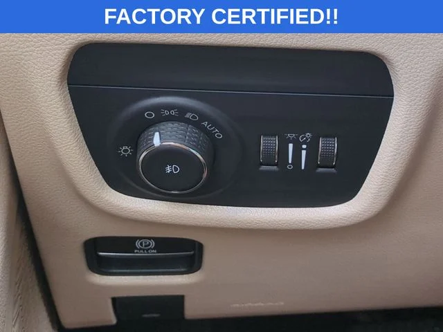 Used 2023 Red Jeep Limited image 18
