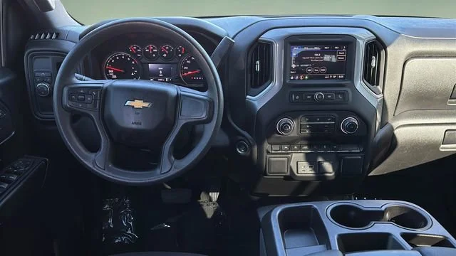 Used 2022 Summit White Chevrolet Custom image 12