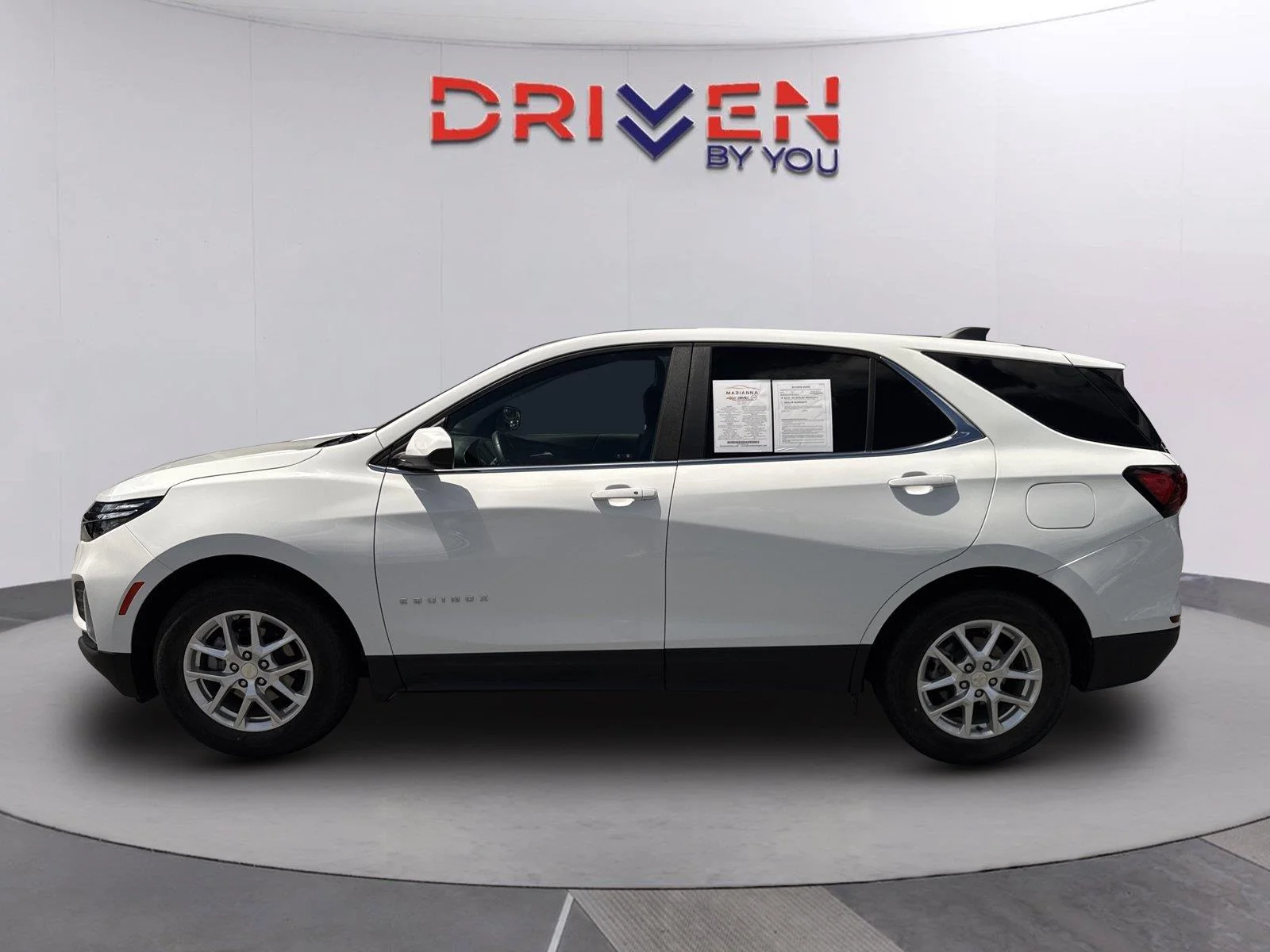 Used 2024 Summit White Chevrolet LT image 7